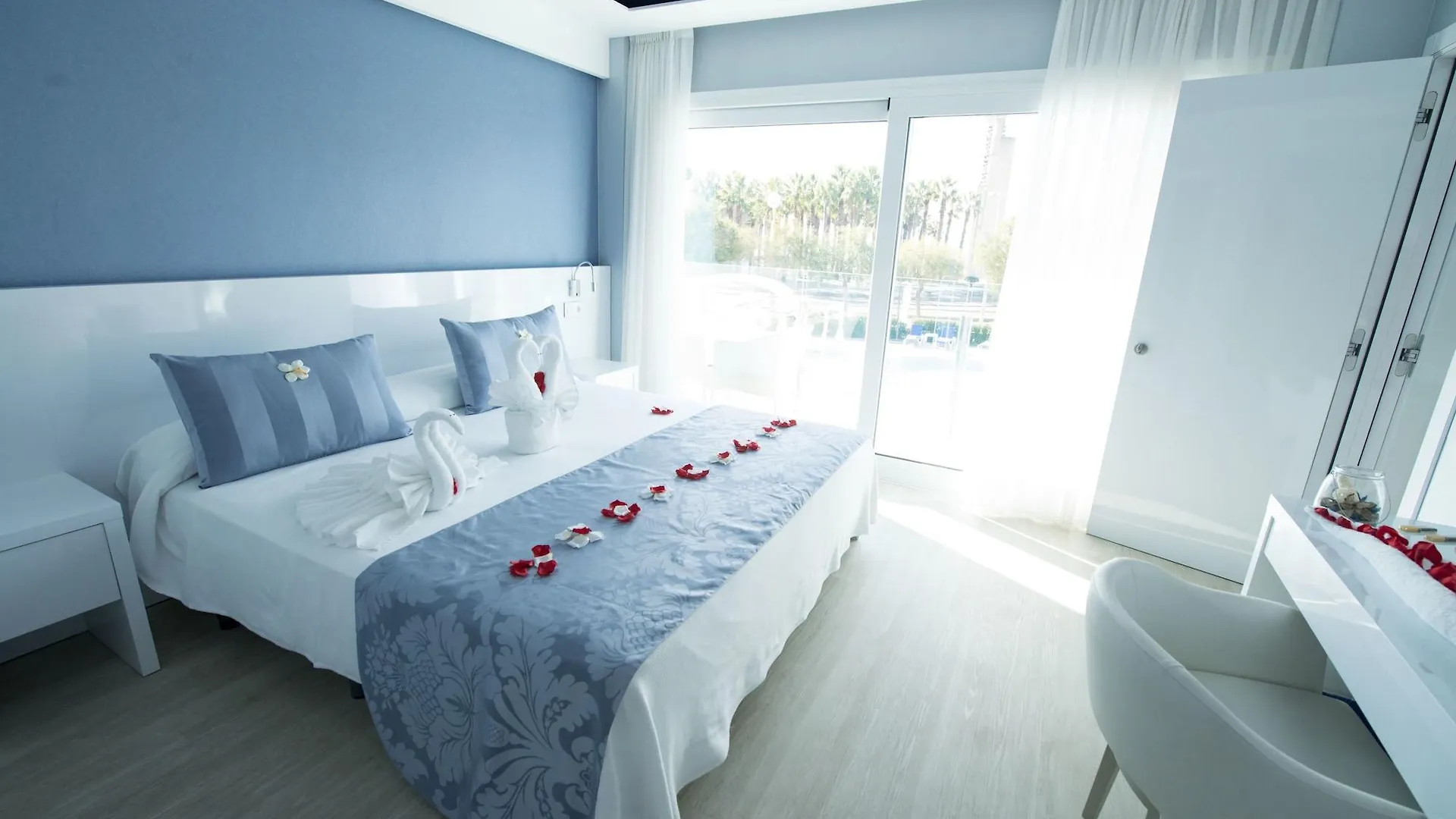 Masd Mediterraneo Hotel Apartamentos Spa Castelldefels 4*,  España