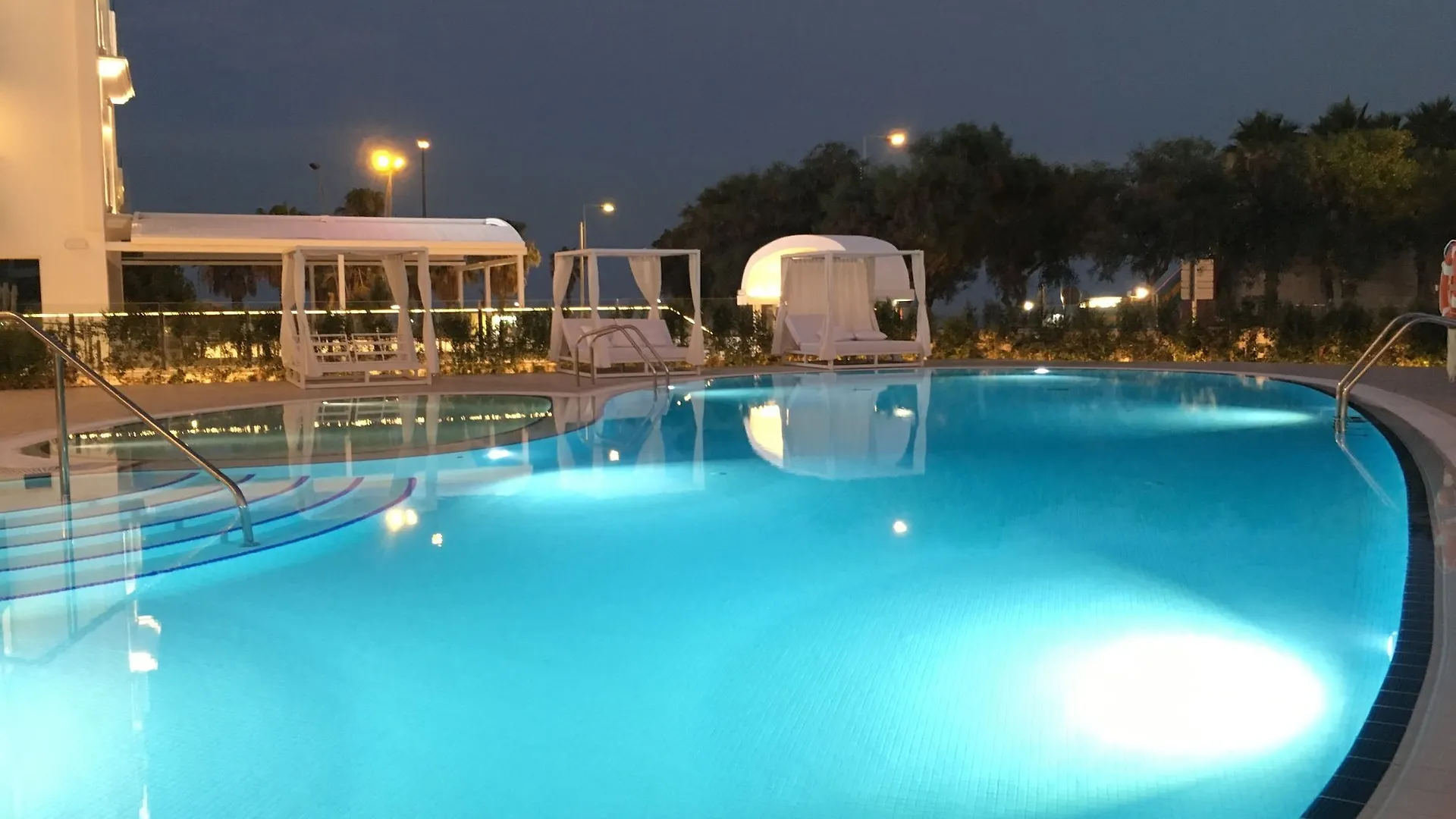 Masd Mediterraneo Hotel Apartamentos Spa Castelldefels 4*,